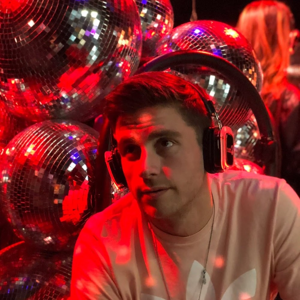 Meet your Posher, Tom